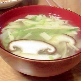 椎茸と筍の姫皮のスープ